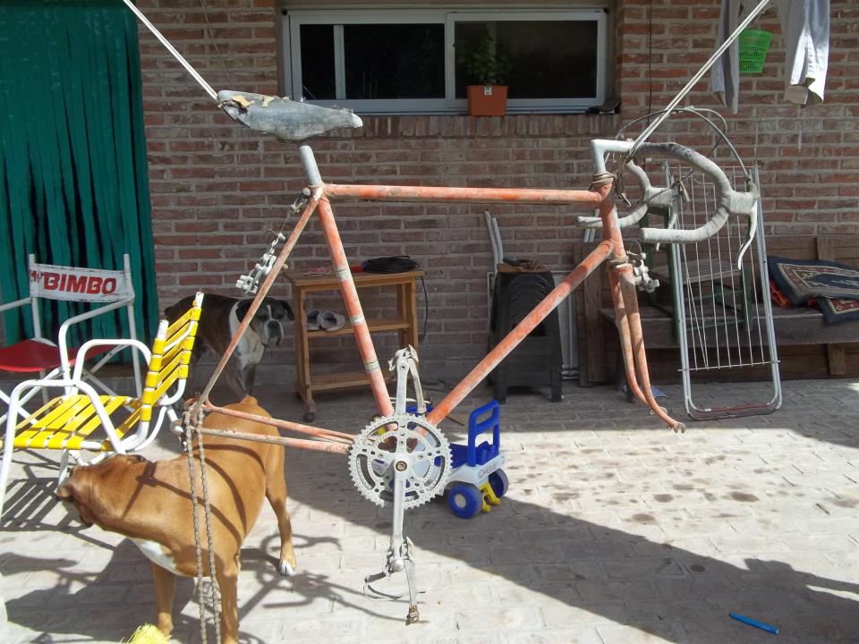 Acá está la máquina, esperando que la dejemos impecable