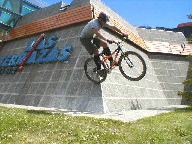 Wall Ride