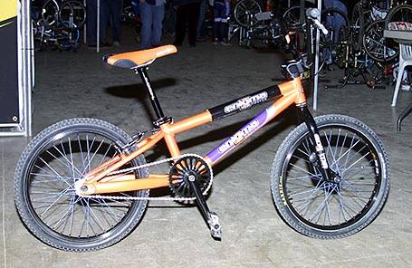 vendo esta bmx por cambio de deporte