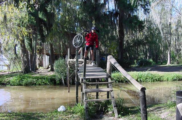 PUENTE MOVEDIZO