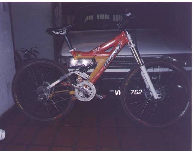 downhill bike
