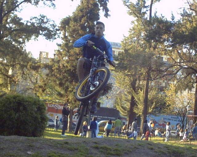 El Vuelo Del Chivito