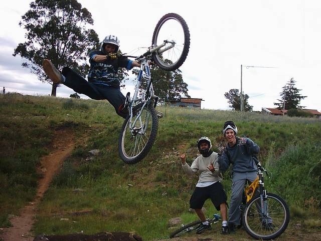 Vamos EL Punk DH