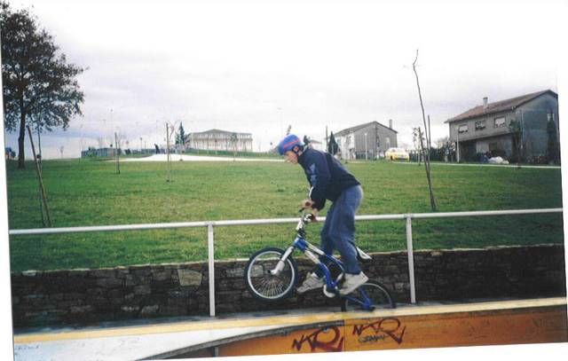 feeble grind