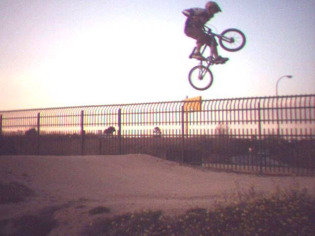 doble en el circuito de bmx de madrid