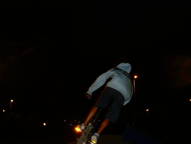 otro salto con la bici ejejje