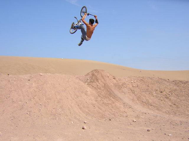 parece que no hay backflip