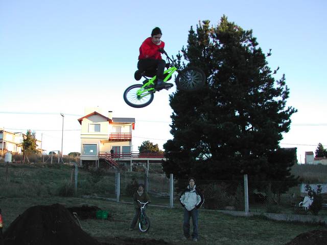 Dirt Jumping/Tandil