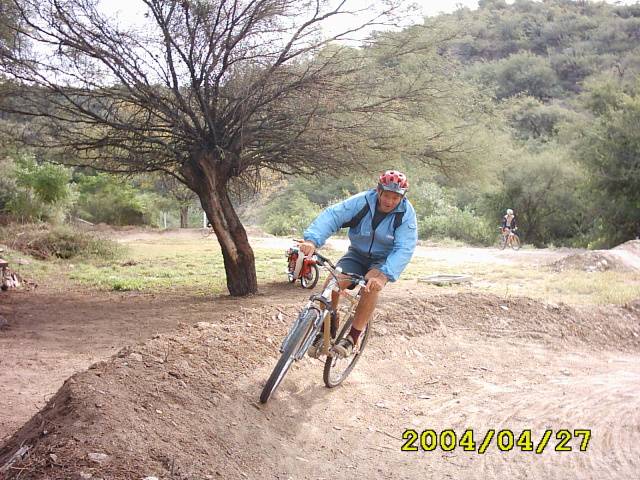 BARRIO.(border cross) JAJAJA..