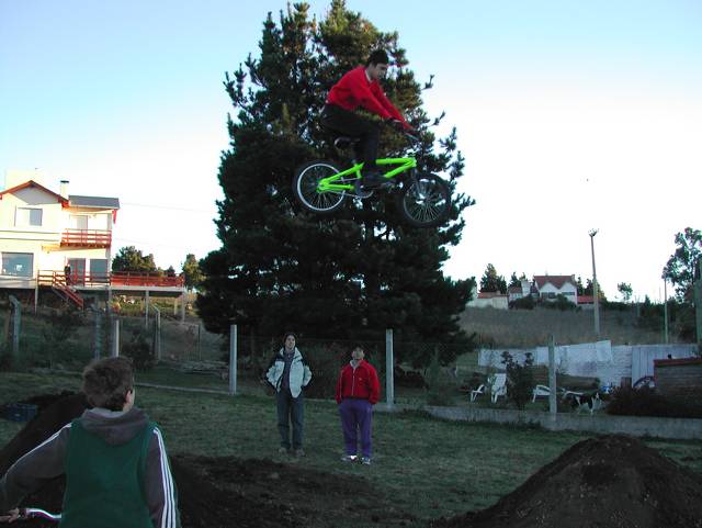 Dirt Jumping/Tandil