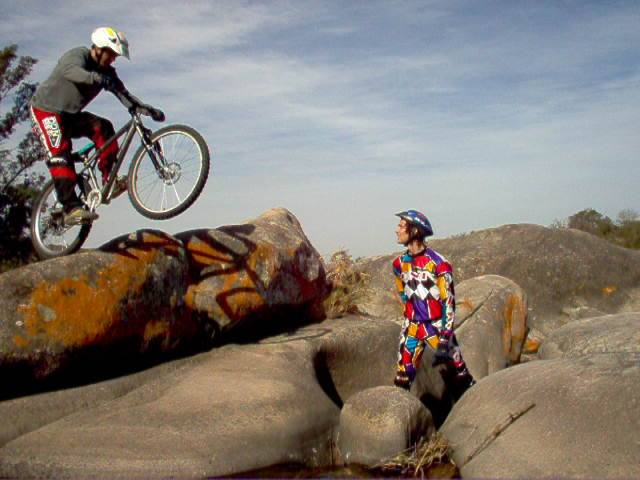 trial en rocas