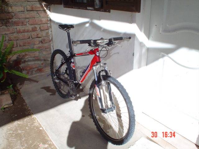 mi replica scott