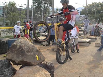 Estrenando foro en BikeTrial-Colombia