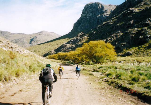 Por el Abra del Hinojo