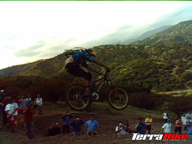 dh cup-chile