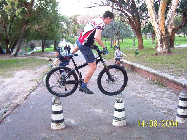 Nada emjor uqe un poco de street con un poco de trial