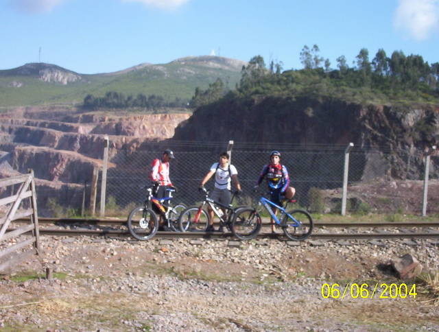 Foto de una salida increible a minas, con rafa , el muerto y el vaca