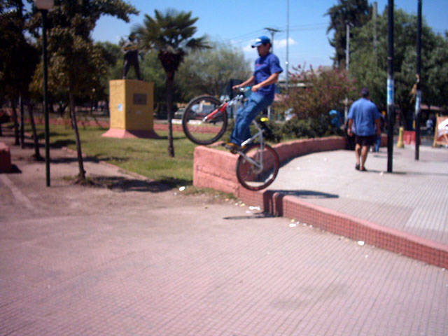 vito_xplod