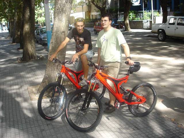 Se buscan,