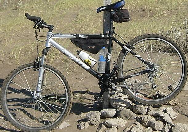 Zenith Calea 2004 ROBADA