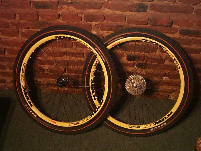 vendo varios componentes de dh, street, dual, xc, etc.