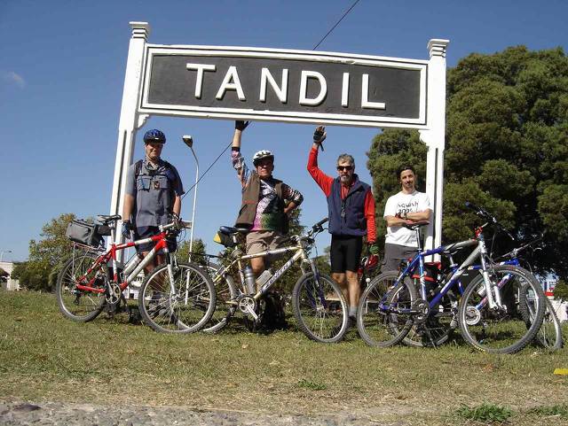 TANDIL