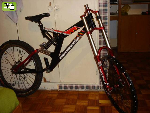aca tienen el iron en mi cuarto