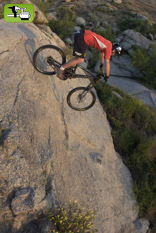 agarrao a la pared
