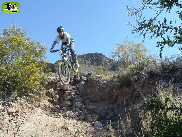 ja todos en dobles mas de 18cm de recorrido y nosotros en rigida (cerro victoria)