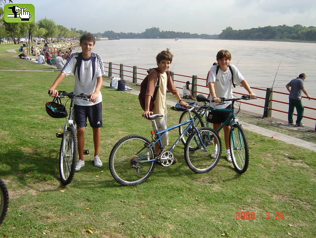 los chicos piden pista