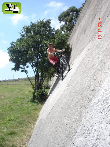 tandil tirando wallride