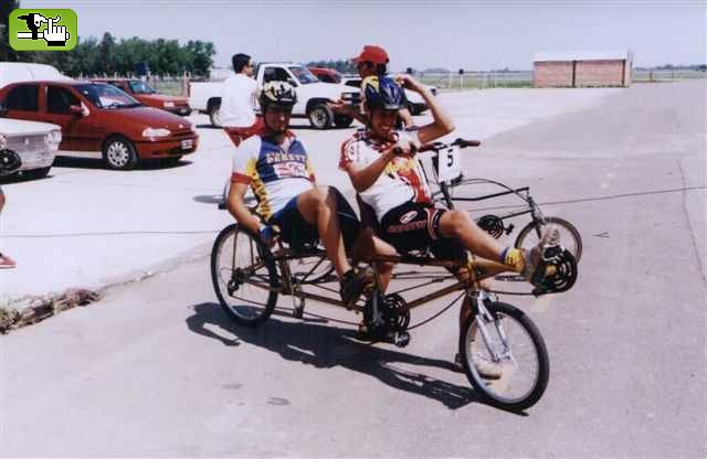 tandem recumbent