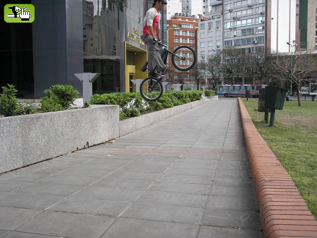 URIEL PRO ! ! !