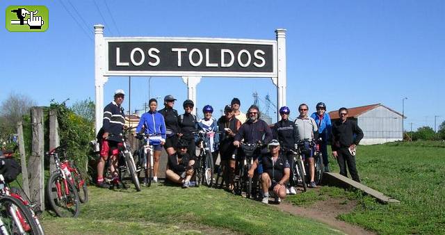 LOS MEGA EN LOS TOLDOS