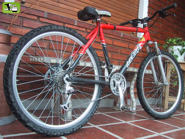 Aca esta mi bici con el stem nUEVO