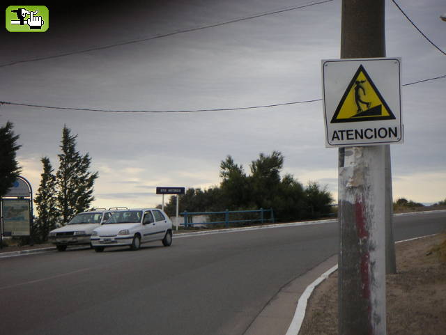 Curioso cartel
