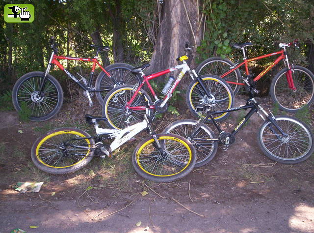 estas son las bikes estan en reformas la mogoose ya esta lista!!