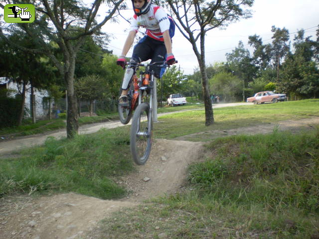 josefo-x    X4   en tuc.