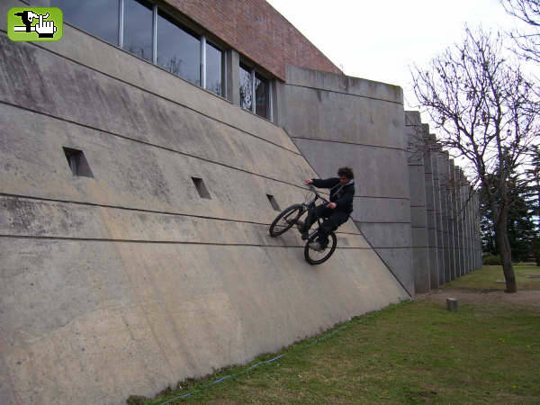wall ride