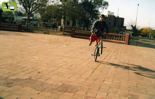 manual track ..