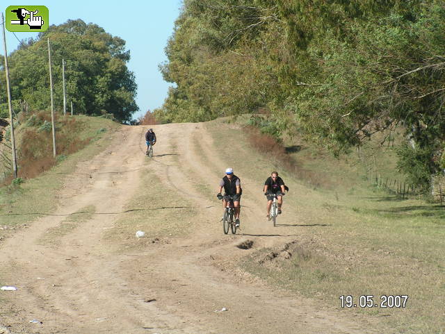 ....bajando el terraplèn...