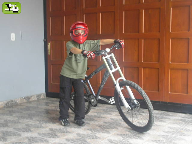 KONA COWAN EN SALTA