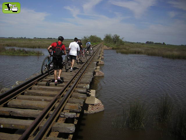 TRAVESÍA LAGUNA DE MONTE - LAGUNA DE LOBOS -  LOBOS. 