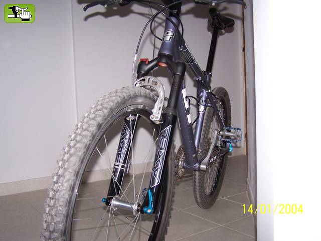 Manitou Axel Comp Excelente!
