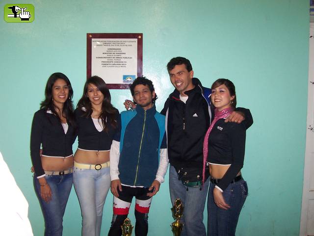 Migelito de chaleco Diego y sus chicas fecha regional patagonico Cañadon Seco