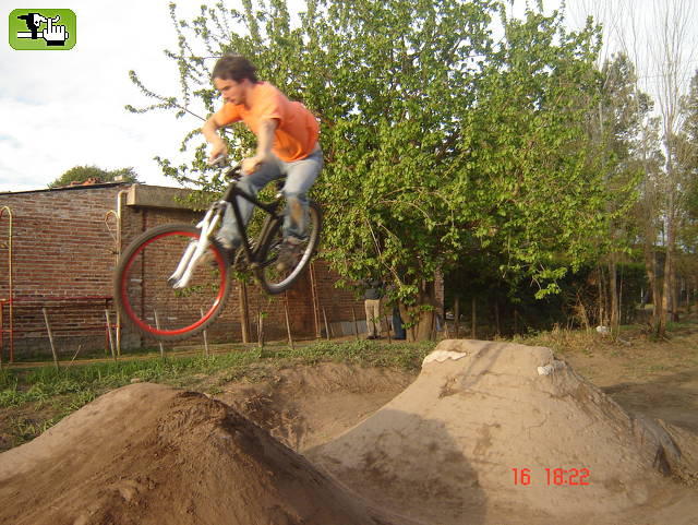 Peluche en los dirt de V Dolores