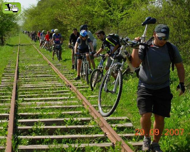 TRAMO POR LA VIA