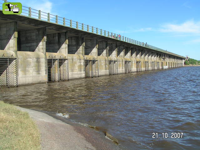 La represa dde otro àngulo