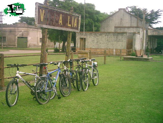 Locos del Pedal. Nuestras máquinas. 180 km en menos de 15 hs