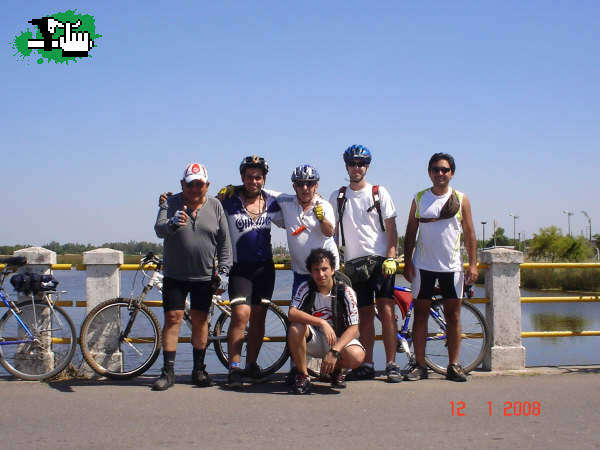 San vicente-San Miguel del Monte------Los Tres Chiflados del Pedal X 2